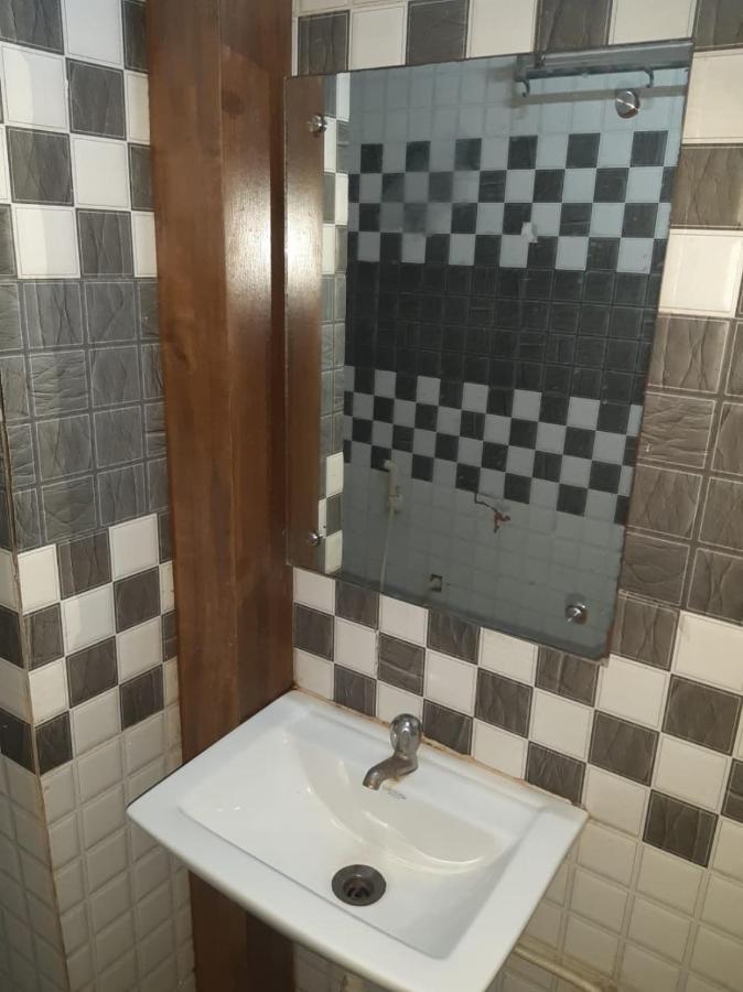 Wisma tamu Hotel Radhe Agra (Uttar Pradesh)